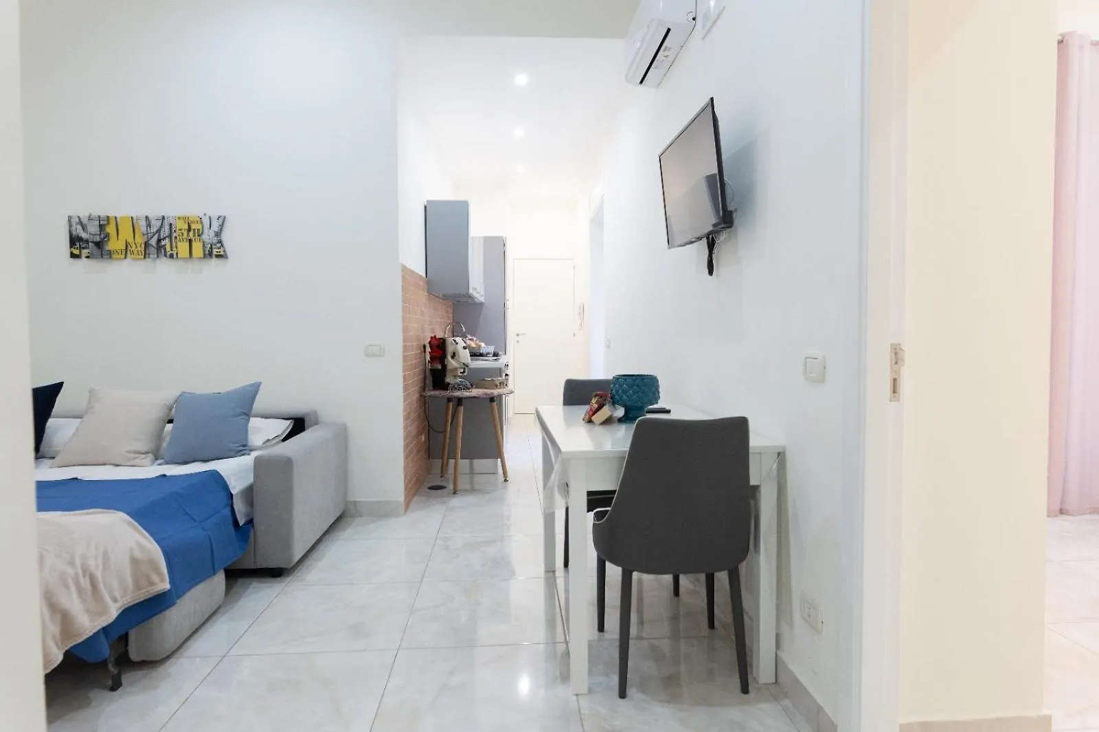 Benni House Apartment Naples Italy