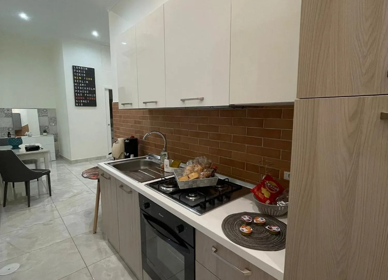 Benni House Apartment Naples 0*,  Italy